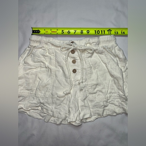 Free People Size XS White Linen Blend Boho Coquette Drawstring Shorts - Picture 2 of 7